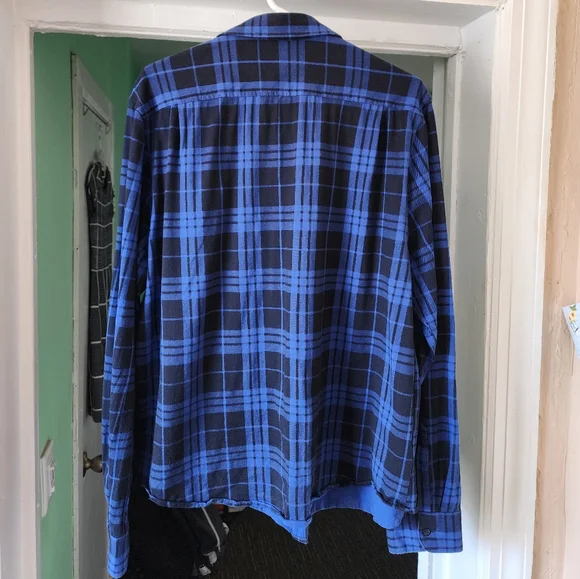 Penguin men's blue and white plaid men's shirt. - Picture 8 of 8